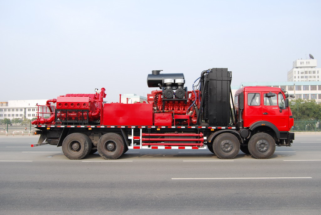 压裂车